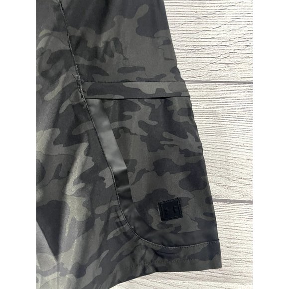 Under Armour Men's Camo 2 Pocket Shorts Black Size XL *New with Tags* - Picture 10 of 10